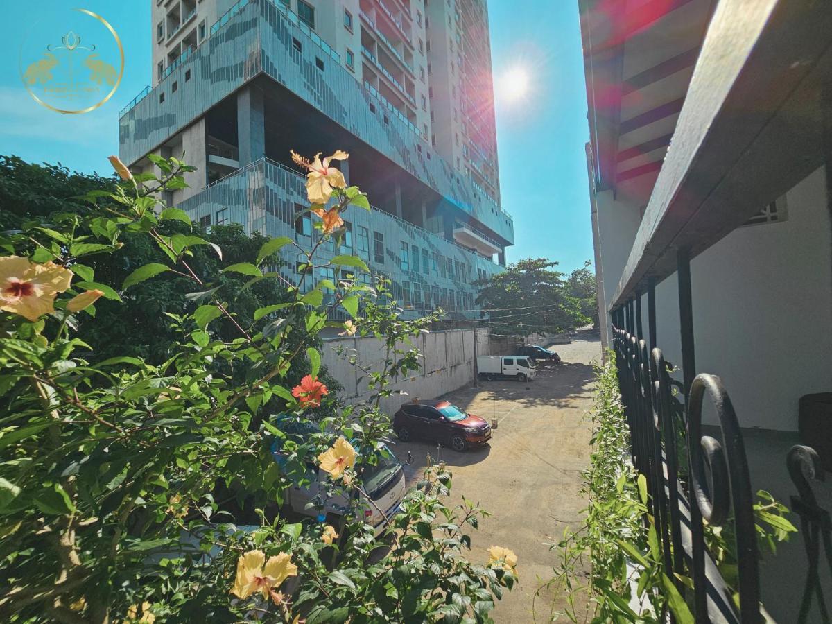 Galle Face Terrace Hostel By Tourlux 콜롬보 외부 사진