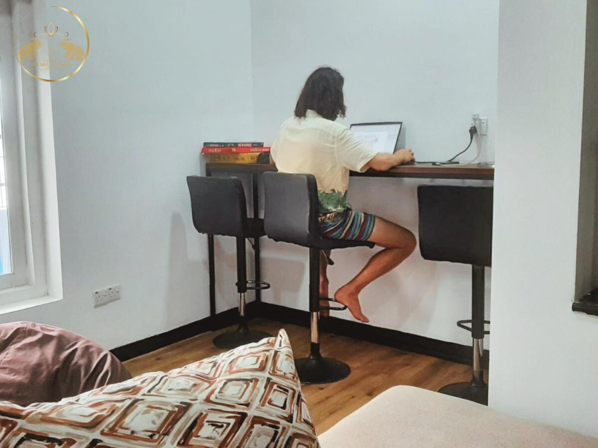 Galle Face Terrace Hostel By Tourlux 콜롬보 외부 사진